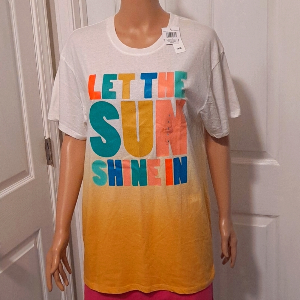 NWT Let the Sun Shine In T-shirt Small